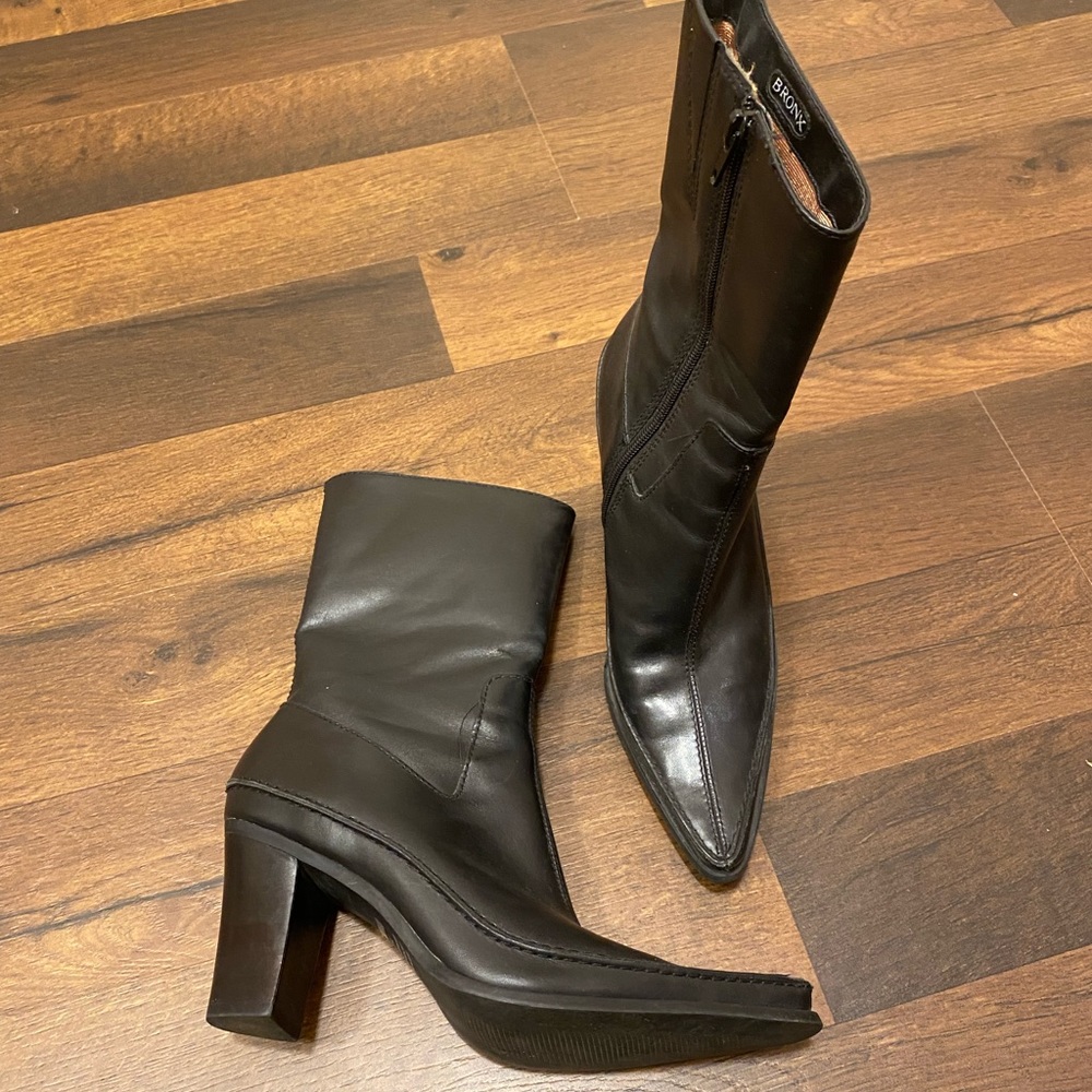 Bronx Brand New Booties